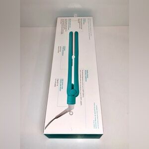 Moroccanoil Perfectly Polished Titanium Flat Iron New!